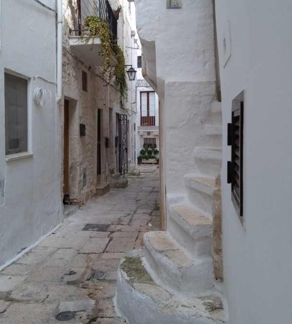 Escursione guidata a Cisternino nella Valle d'Itria