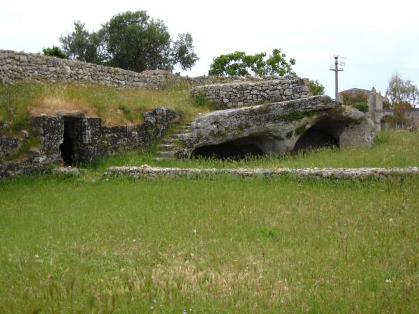 Passeggiata naturalistica nel villaggio rupestre di Macurano - Alessano