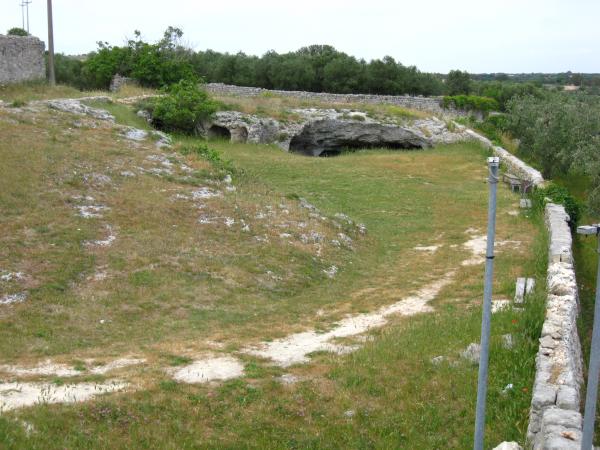 Passeggiata naturalistica nel villaggio rupestre di Macurano - Alessano