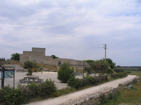 Passeggiata naturalistica nel villaggio rupestre di Macurano - Alessano