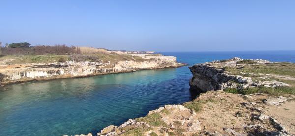 Passeggiata naturalistica lungo la baia di Otranto