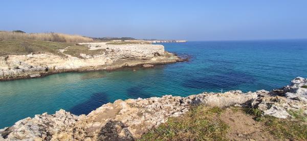 Passeggiata naturalistica lungo la baia di Otranto