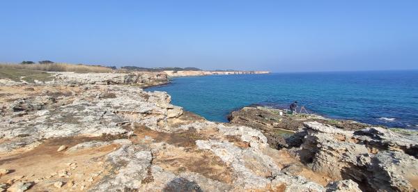 Passeggiata naturalistica lungo la baia di Otranto