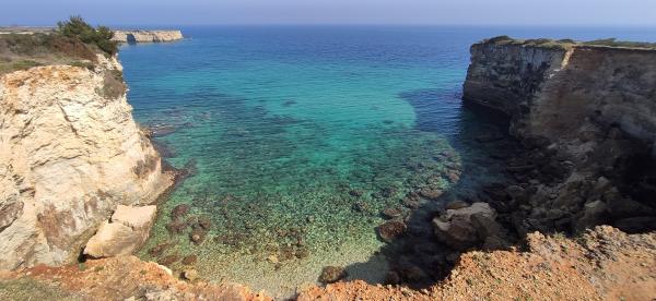 Passeggiata naturalistica lungo la baia di Otranto