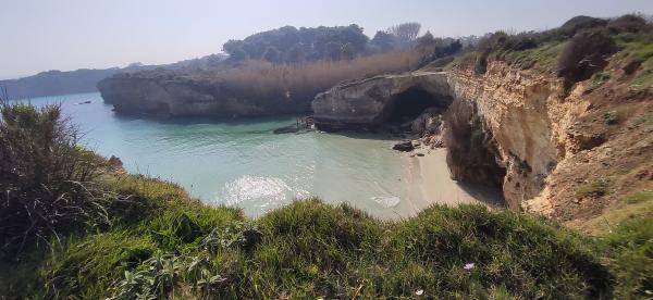 Passeggiata naturalistica lungo la baia di Otranto