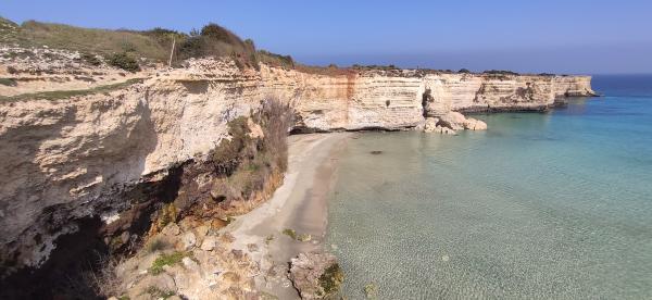 Passeggiata naturalistica lungo la baia di Otranto