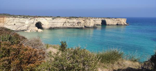 Passeggiata naturalistica lungo la baia di Otranto