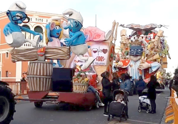 Carri allegorici Carnevale Gallipoli passate edizioni