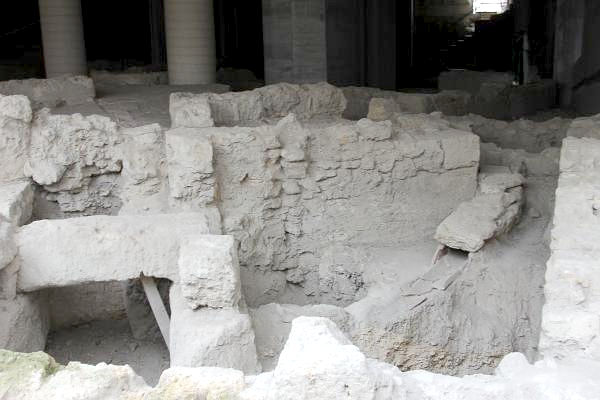 Escursione guidata guidate per gruppi e scuole a Canosa, Domus romana di Colle Monte Scupolo