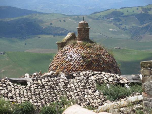 Visita guidata a Craco la città fantasma