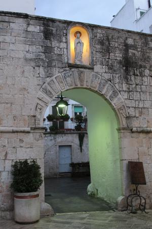 Visita guidata a Locorotondo nella Valle d'Itria