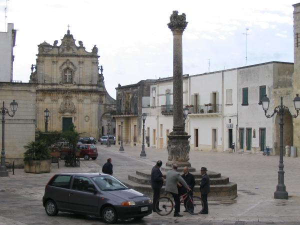 Visite guidate a Muro Leccese, l'osanna in piazza del popolo