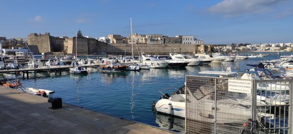 Trekking ad Otranto: dalla Torre del Serpe al lago di bauxite