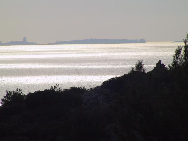 trekking a Porto Selvaggio, Gallipoli vista da Porto selvaggio