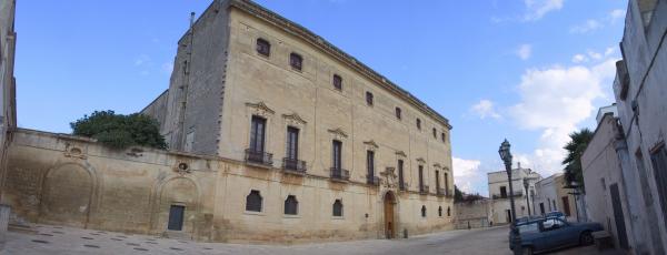 Visita guidata a Sternatia, Palazzo baronale Granafei