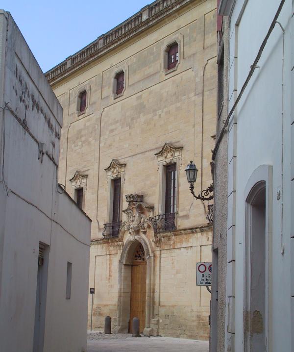 Visita guidata a Sternatia,  Palazzo baronale Granafei