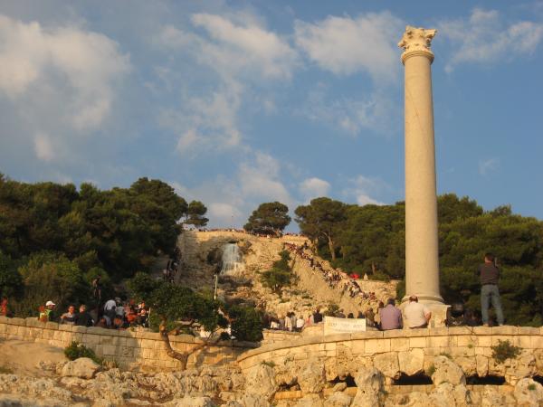 Visita guidata a Santa Maria di Leuca colonna terminale e cascata con scalinata monumentale