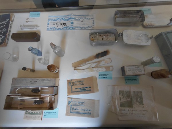 Visita guidata a Latiano, Museo della farmacia